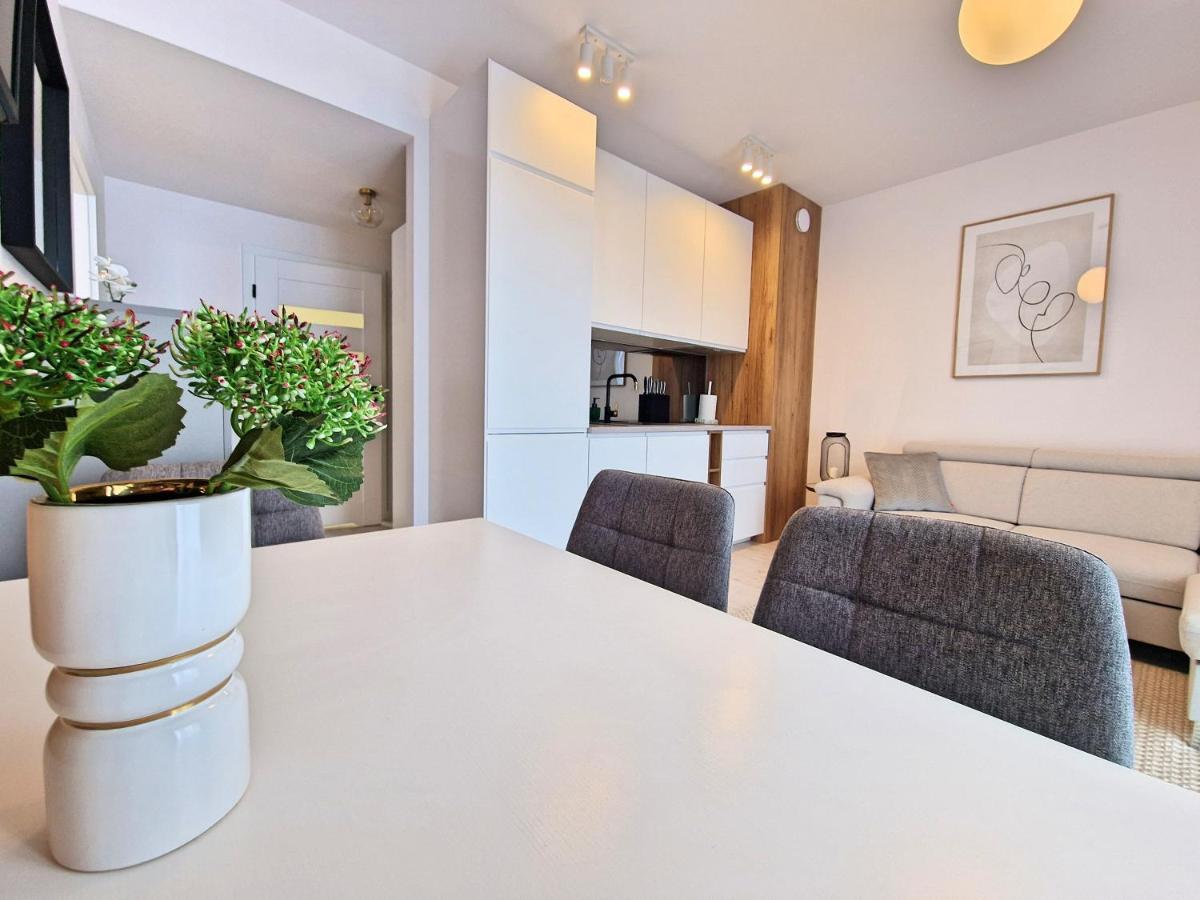 Apartament Modern 64 Z Widokiem Na Morze - 365Pam Ustronie Morskie Kültér fotó